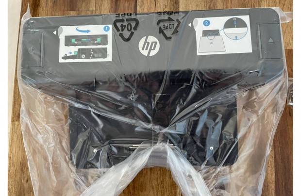 HP laptop dokkoló docking station VB044AV adapterrel együtt!!