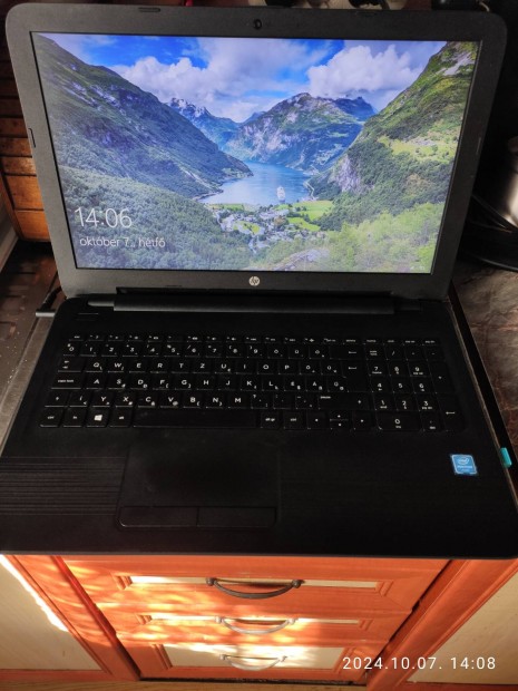 HP laptop j llapotban 