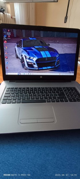 HP laptop nagyméretű 17 coll eladó