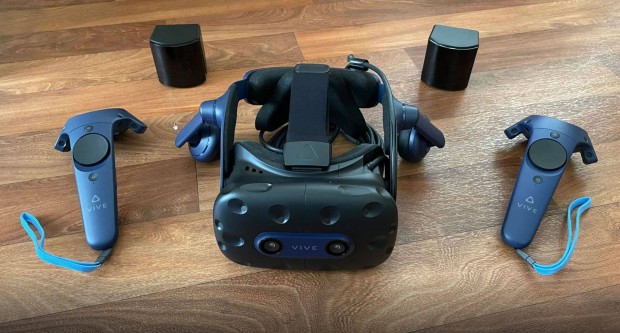 HTC Vive Pro 2 teljes kszlet j