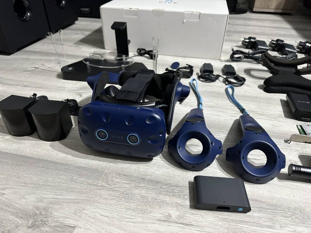 HTC Vive Pro Eye+HTC Wireless Adapter Full Pack. Elad! Csere is! 