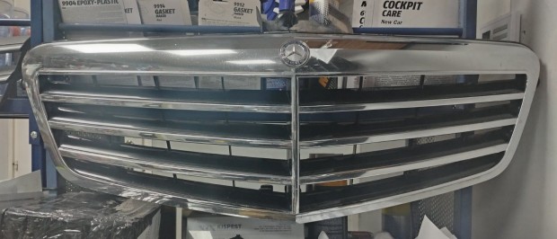 HURODISZRACS W212 AVANTGARDE A21288010839040 elad