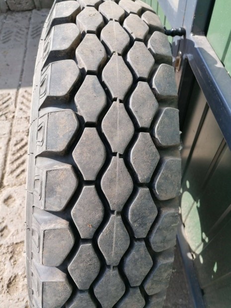HW 60-11 pótkocsi kerekek