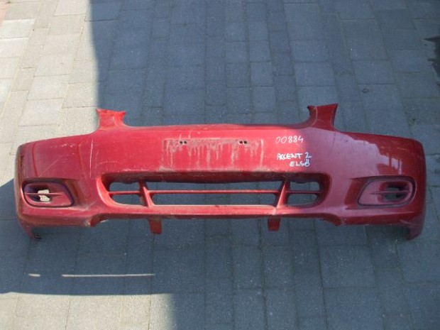 HYUNDAI ACCENT 1999-2002 Első Lökhárító Enyhén sérült eladó