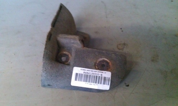 HYUNDAI ELANTRA Sárfogó gumi eladó