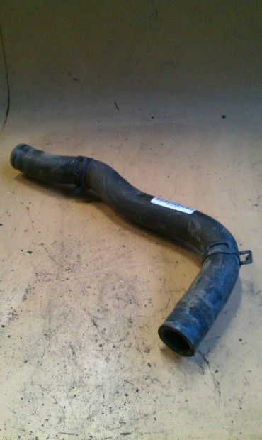 HYUNDAI I10 HOSE-RADIATOR UPR elad