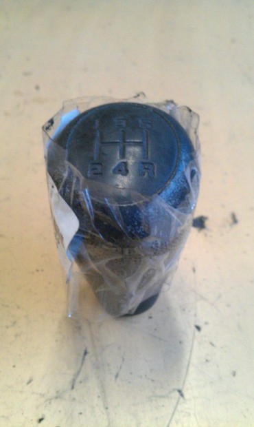 HYUNDAI I10 KNOB-GEARSHIFT LEVER elad