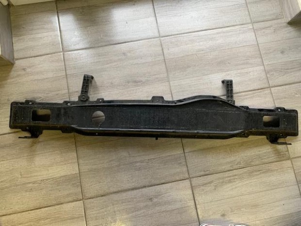 HYUNDAI I30 HYUNDAI 2007-2012 Első Lökhárító merevítő Bontott eladó