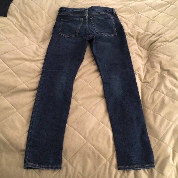 H&M denim fi farmer elad, EUR 164 mret