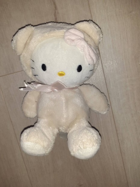 H&M plss hello kitty