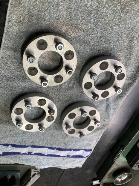 H&R nyomtáv 4x110 quad 25mm 30mm