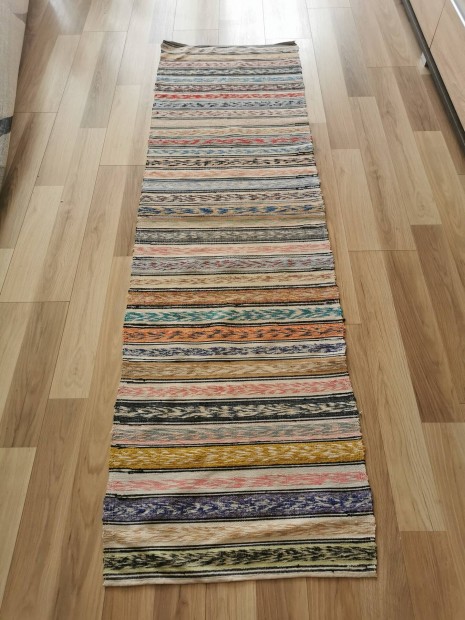 H�zi sz�ttes  k�zepes m�ret� 