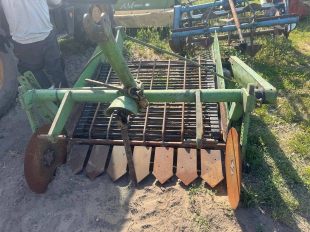 Hagymakirázó , Burgonyakirázó 125 cm Felszedőszélesség