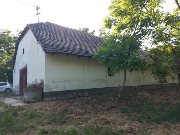 Hajdani magt�r�p�let elad� B�lcsk�n!