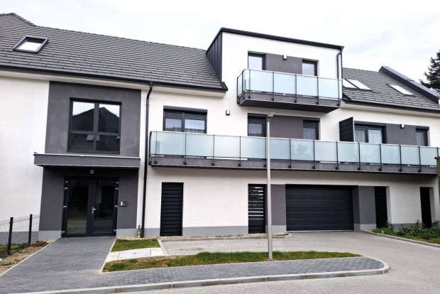 Hajdu lak�parkban �j �p�t�s� t�gas lak�s elad�