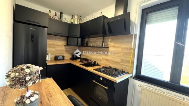 Hajd�bagosi 50 nm-es h�z elad�