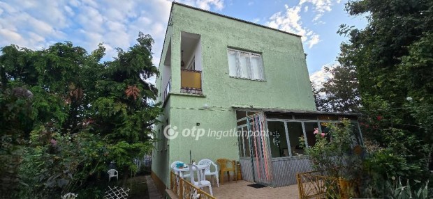 Hajd�dorogi elad� 170 nm-es h�z