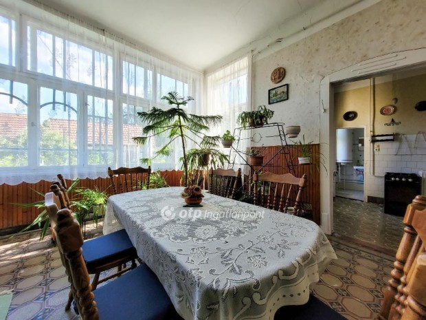 Hajd�n�n�si 108 nm-es h�z elad�