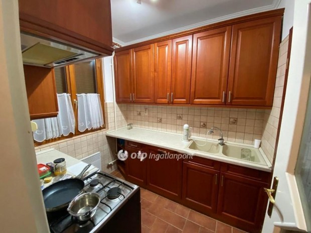 Hajd�n�n�si 75 nm-es lak�s elad�