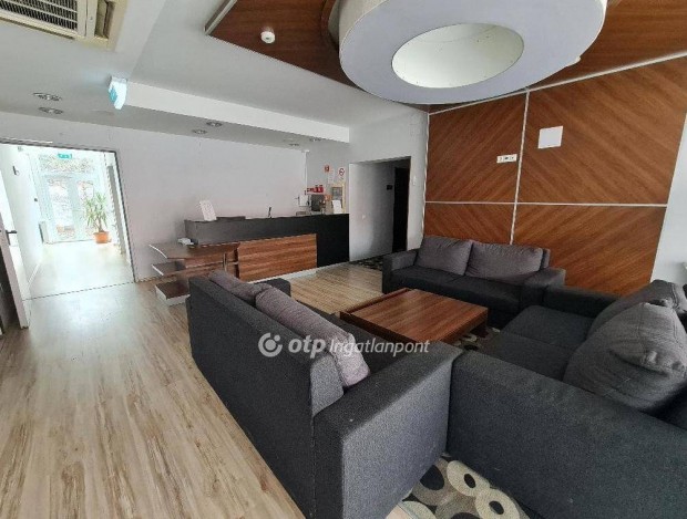 Hajd�szoboszl�i elad� 40 nm-es lak�s #5184326