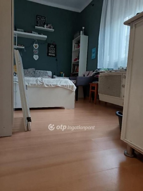 Hajd�szoboszl�i elad� 60 nm-es h�z