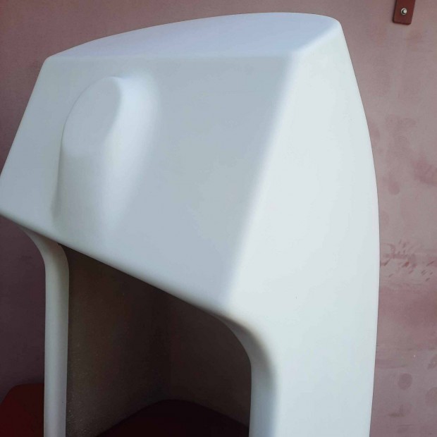 Haj�-cs�nak korm�nykonzol