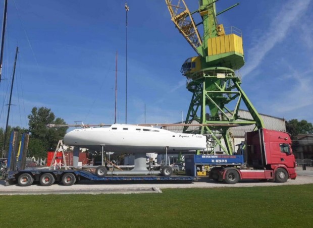 Haj� sz�ll�t� kocsi