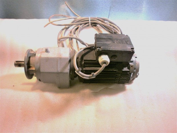 Hajtm szervmotorral fkkel hajtmves villanymotor Sew ( 3463)