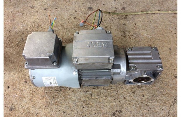 Hajtmves villanymotor 0,37 Kw 71 ford./perc