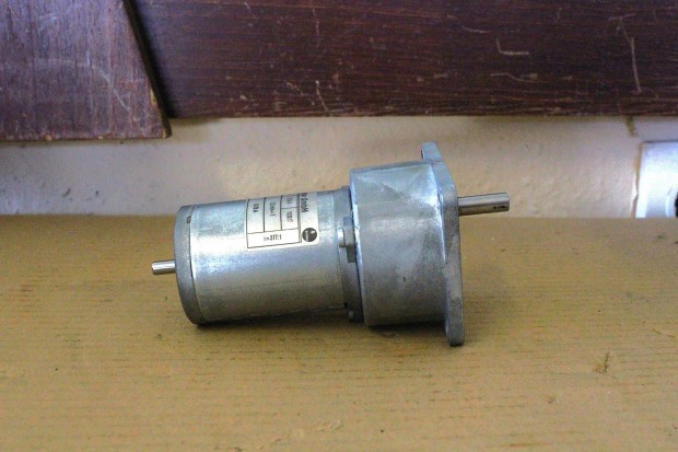 Hajtmves villanymotor 24Vdc Bhler ( 6954 )