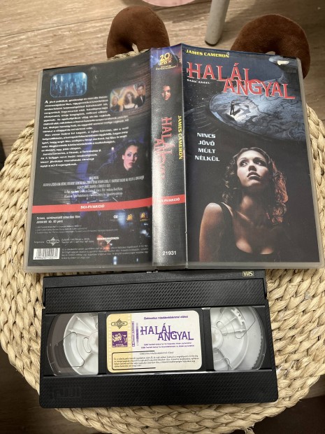 Hallangyal vhs. 