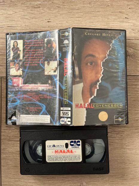 Hallegyenesben vhs 