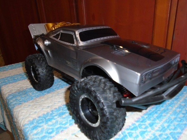 Hallos iramban Ice Charger RC tvirnyts aut