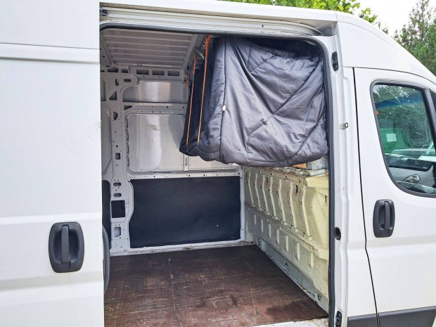 Hlflke furgonba Fiat Ducato mobilgy