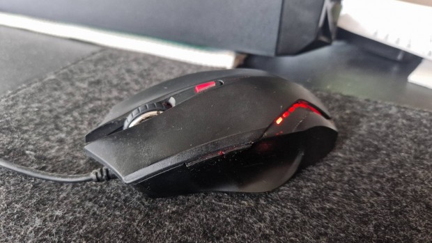 Hama Urage "gamer" vezetkes egr