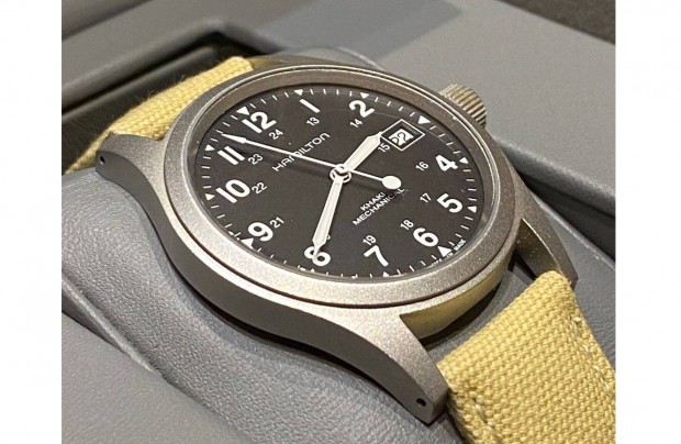 Hamilton Khaki Field mechanikus karra H69439933