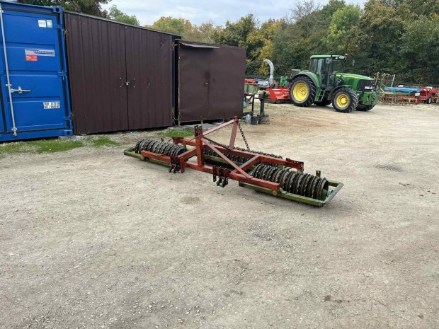 Hammerschmidt 3,3m függesztett Cambridgge henger