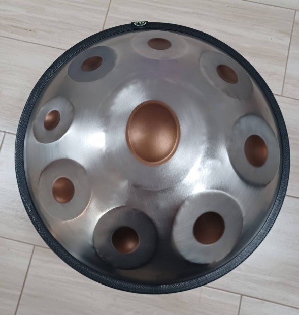 Handpan, hang dob, hang drum