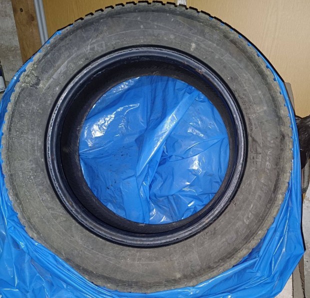 Hangkook 175/55 R14 teli gumiabroncs