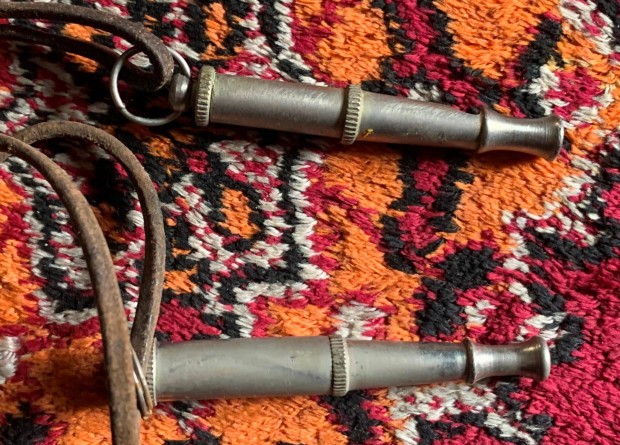 Hangolható, ultrahang sípok