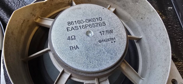 Hangszoró Toyota 165mm 4db