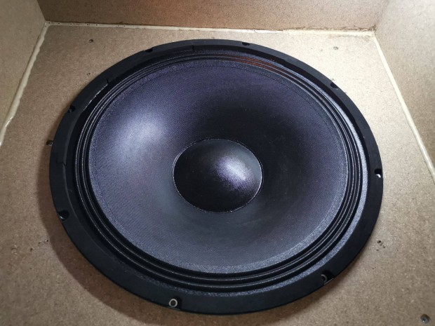 Hangszr subwoofer 18