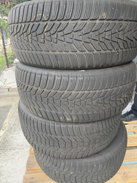 Hankok SUV téligumi 275/55 R19 90%-os