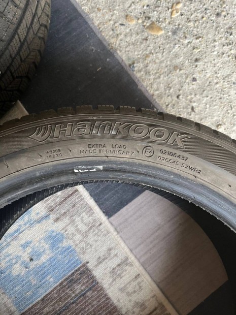 Hankook 18 colos téli gumi, 225/45R18/95h (újszerű)