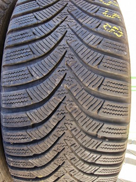 Hankook 205/55R16 W452 5mm DOT19 hasznlt gumi HG13358 tli