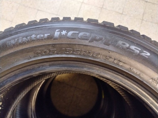 Hankook 205/55R16 tligumi elad