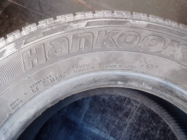 Hankook 205/70 R15C kisteheraut gumi R15 C tli 