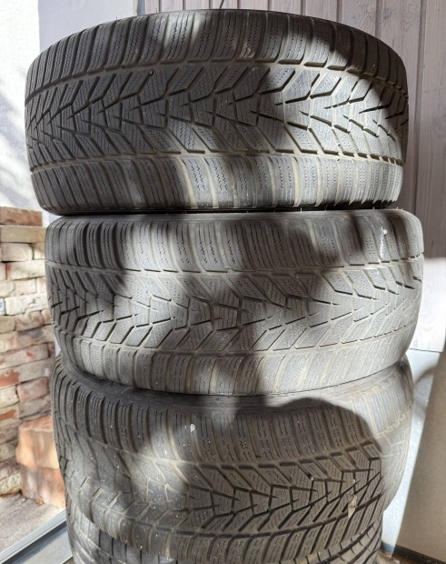 Hankook 235/45 R18 tli gumi 3db 