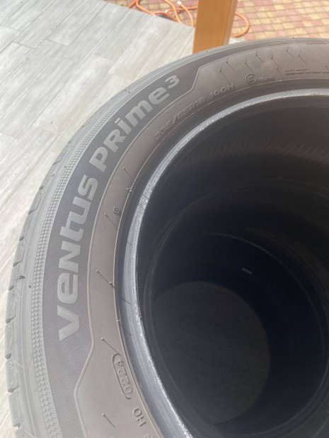 Hankook 235/55 R18