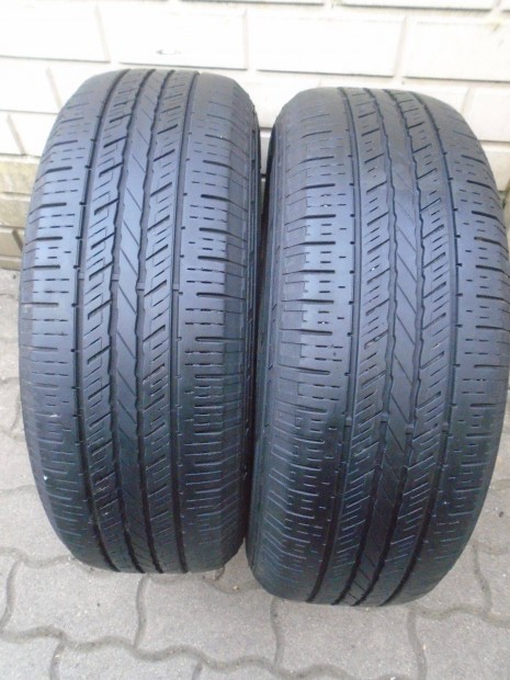 Hankook 235/65R17 2 db nyri gumi elad